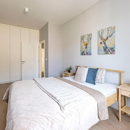 Stylish & Spacious Central Suite By Prestige Homes Budapest Exteriör bild