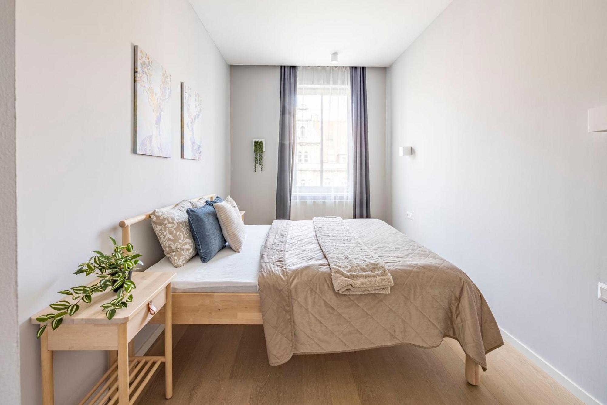 Stylish & Spacious Central Suite By Prestige Homes Budapest Exteriör bild